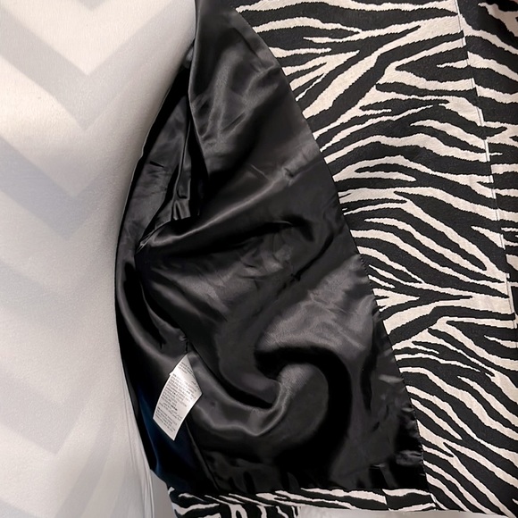 Chico’s Modern Jacquard Zebra Print Zip Up Blazer Jacket Size Large 12/14 - Picture 9 of 13
